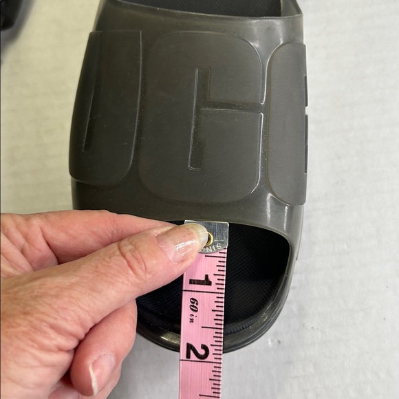 UGG JELLA CLEAR SLIDES LIKE NEW BLACK size 81/2 ? - Picture 12 of 16